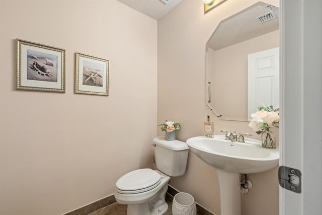 5580 45th Avenue, Vero Beach, FL 32967