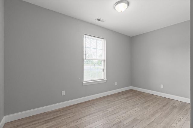 8410 Hixson Pike, Hixson, TN 37343
