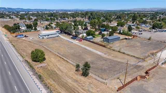 4060 Deer Creek, Paso Robles, CA 93446