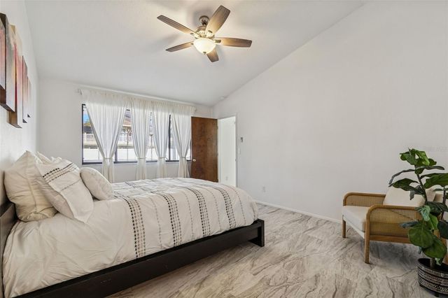 14301 86TH AVENUE, Seminole, FL 33776