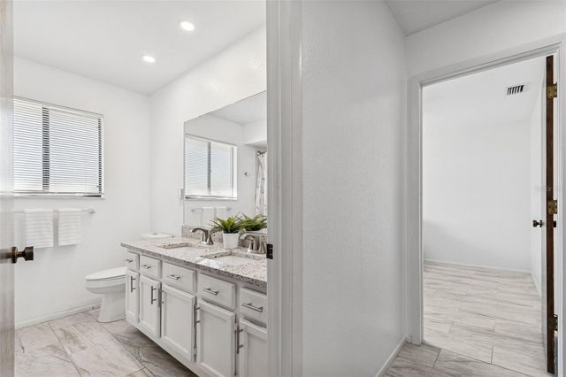 14301 86TH AVENUE, Seminole, FL 33776