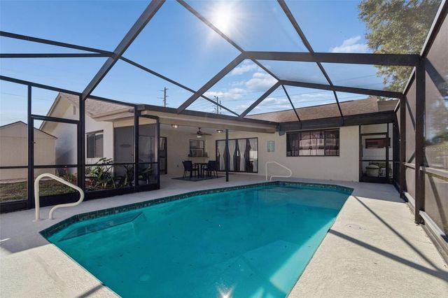 14301 86TH AVENUE, Seminole, FL 33776