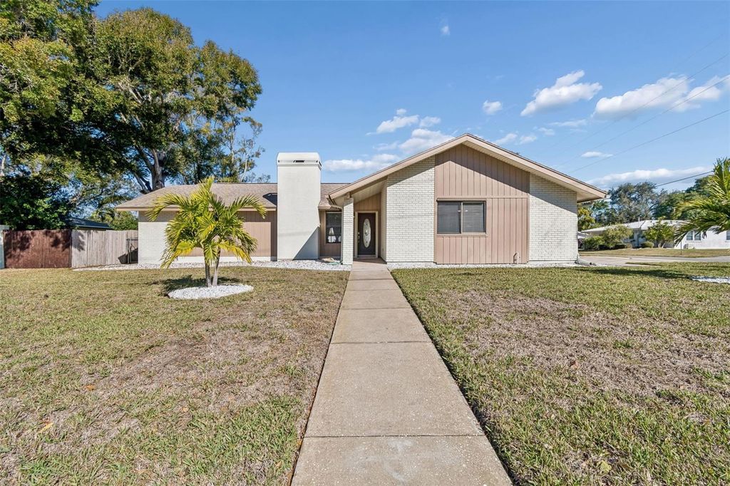 14301 86TH AVENUE, Seminole, FL 33776