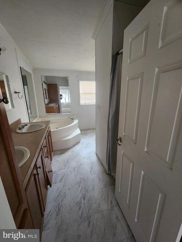 522 BUCHANNAN AVE, Williamstown, NJ 08094