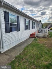 522 BUCHANNAN AVE, Williamstown, NJ 08094