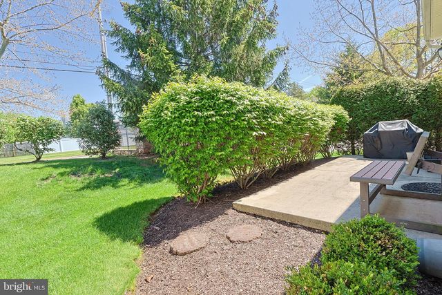 3166 ARBOUR GREEN CT, Hatfield, PA 19440