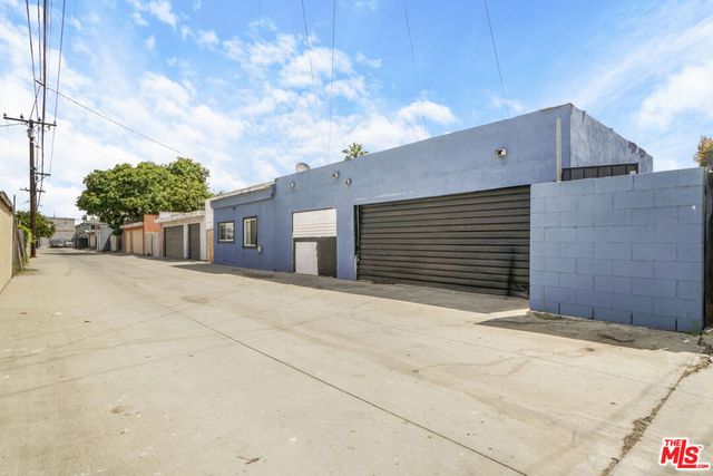 933 Holly Street, Inglewood, CA 90301