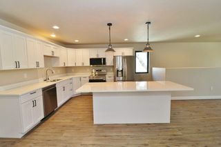 608 14th St SE, Minot, ND 58701