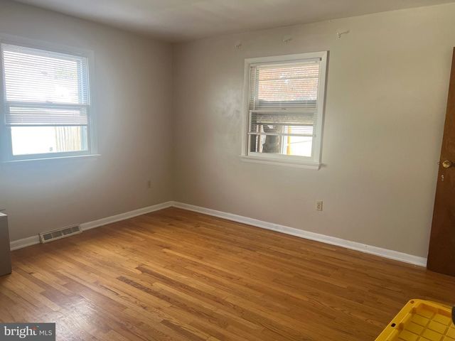 11117 NURSERY RD, Hagerstown, MD 21740