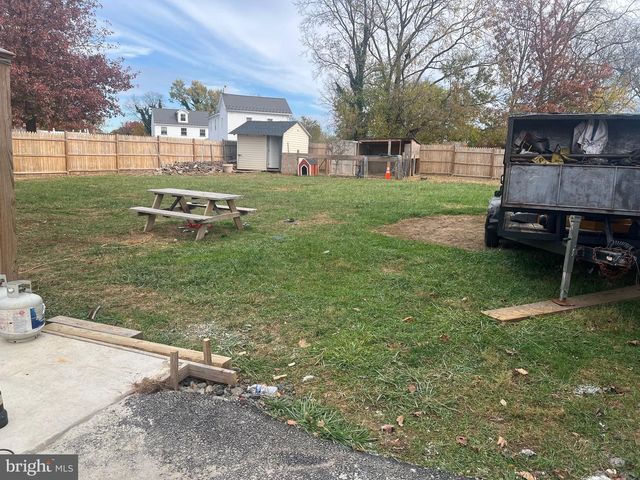 11117 NURSERY RD, Hagerstown, MD 21740