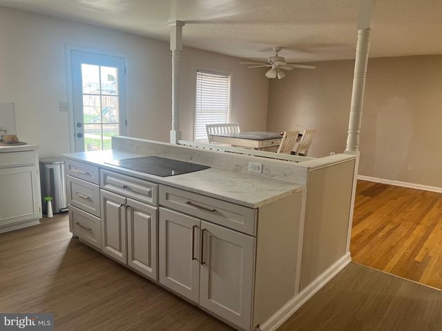 11117 NURSERY RD, Hagerstown, MD 21740