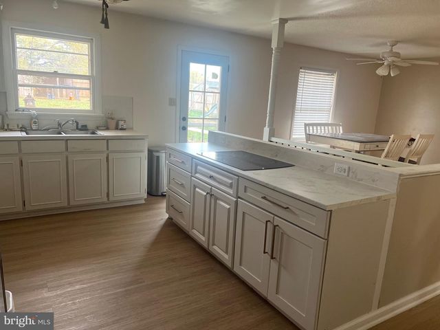 11117 NURSERY RD, Hagerstown, MD 21740