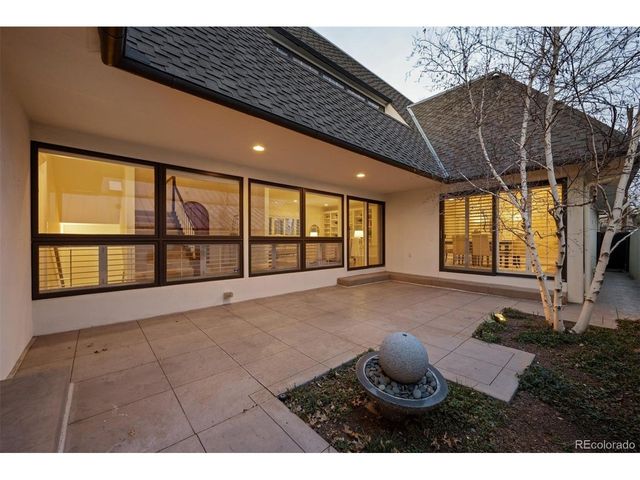 390 Saint Paul St, Denver, CO 80206