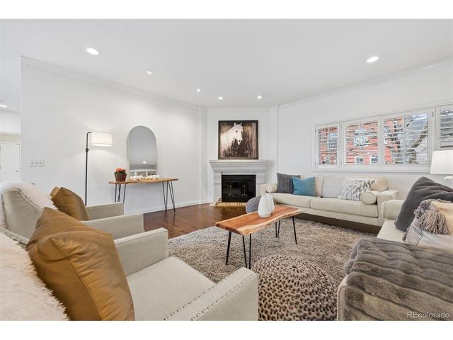 390 Saint Paul St, Denver, CO 80206