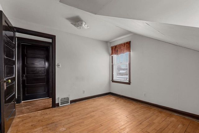 333 E FRANKLIN AVENUE, Neenah, WI 54956