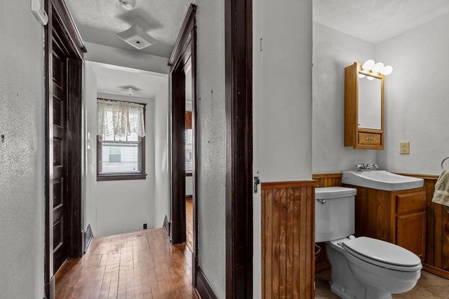 333 E FRANKLIN AVENUE, Neenah, WI 54956