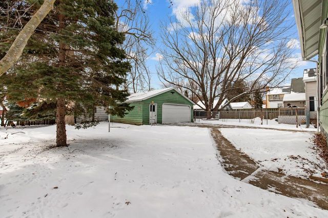 333 E FRANKLIN AVENUE, Neenah, WI 54956