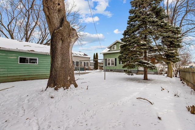 333 E FRANKLIN AVENUE, Neenah, WI 54956