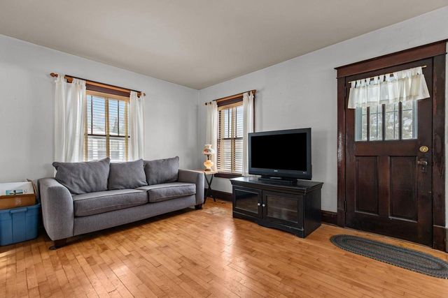 333 E FRANKLIN AVENUE, Neenah, WI 54956