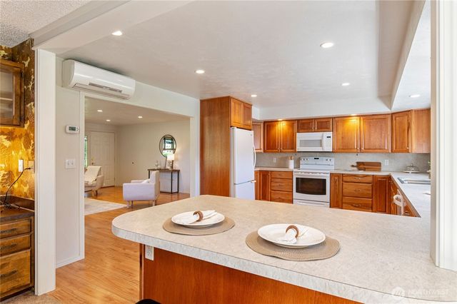 640 SE Arcadia Road, Shelton, WA 98584