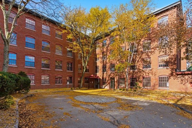 335 Cypress St Apt 2P, Manchester, NH 03103