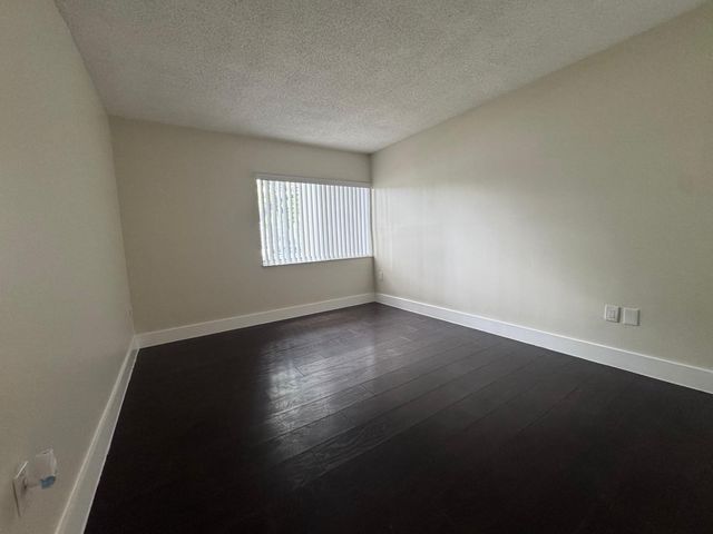 711 N Pine Island Road N 103, Plantation, FL 33324