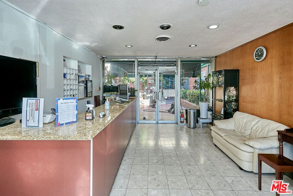2551 Beverly Boulevard B, Los Angeles, CA 90057 — photo 4