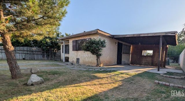 346 Tyree Toliver Street, Bakersfield, CA 93307