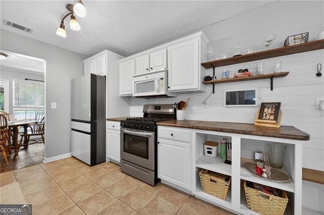 5755 Millstone Drive, Cumming, GA 30028