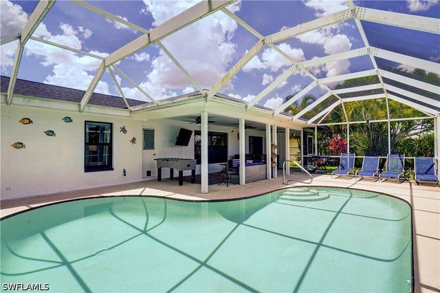 601 SE 23rd AVE, Cape Coral, FL 33990