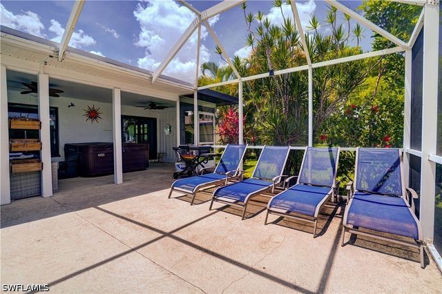 601 SE 23rd AVE, Cape Coral, FL 33990