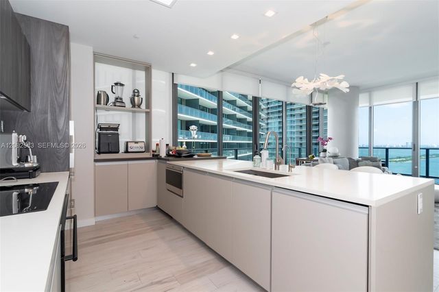 480 NE 31st St 3007, Miami, FL 33137