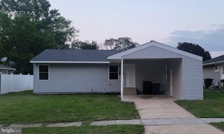 745 RIVER RD, Dover, DE 19901