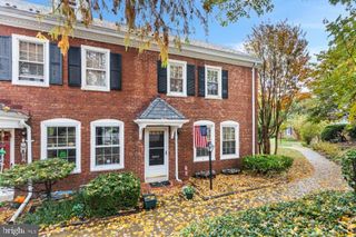 4427 34TH ST S, Arlington, VA 22206