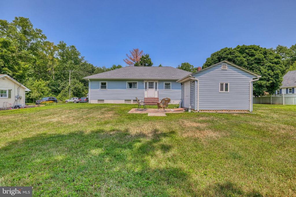 240 WALNUT LN, YARDLEY, PA 19067 — photo 4