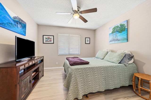 10576 Tropic Palm Avenue 102, Boynton Beach, FL 33437