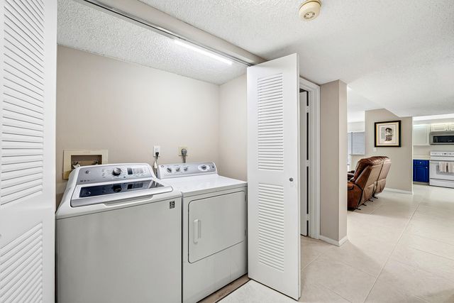 10576 Tropic Palm Avenue 102, Boynton Beach, FL 33437