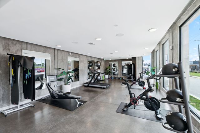 806 Olympic St Apt 303, Nashville, TN 37203