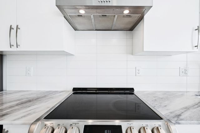 806 Olympic St Apt 303, Nashville, TN 37203