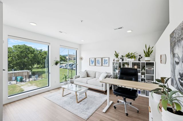 806 Olympic St Apt 303, Nashville, TN 37203