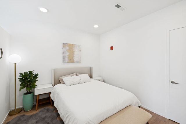 806 Olympic St Apt 303, Nashville, TN 37203