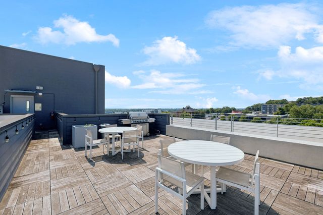 806 Olympic St Apt 303, Nashville, TN 37203