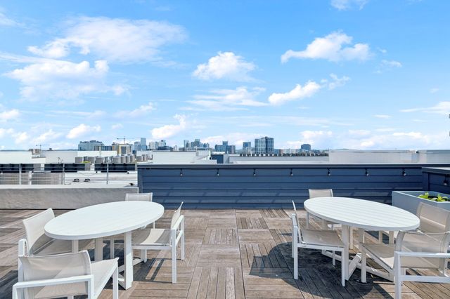 806 Olympic St Apt 303, Nashville, TN 37203