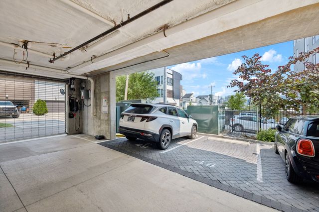 806 Olympic St Apt 303, Nashville, TN 37203