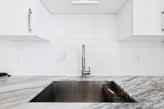 806 Olympic St Apt 303, Nashville, TN 37203