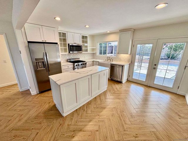 4609 Dauer Ave, La Mesa, CA 91942