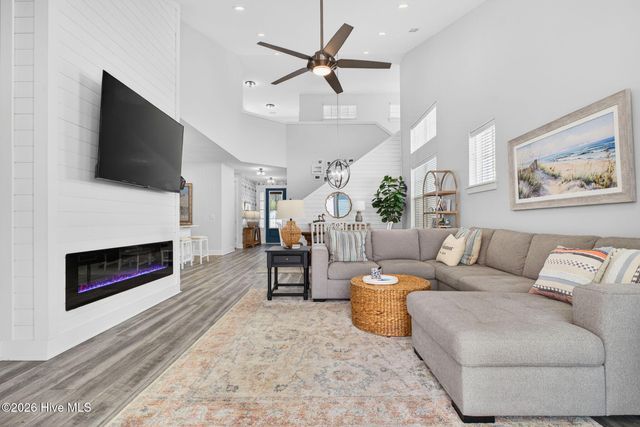 2035 Manor Parc Drive, Calabash, NC 28467