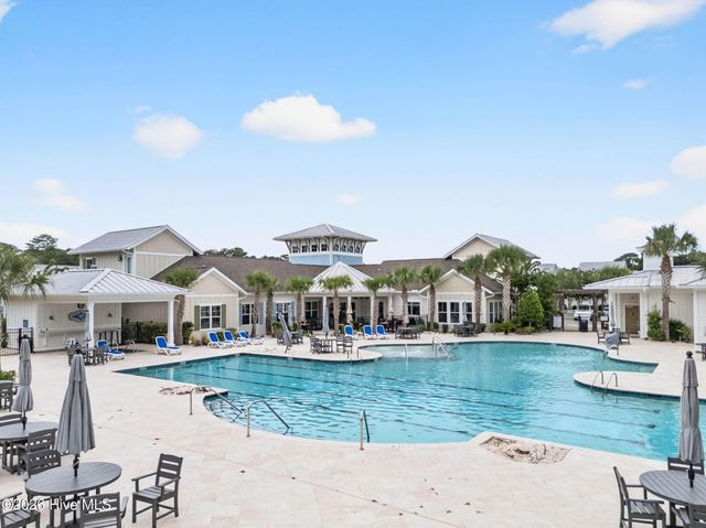 2035 Manor Parc Drive, Calabash, NC 28467