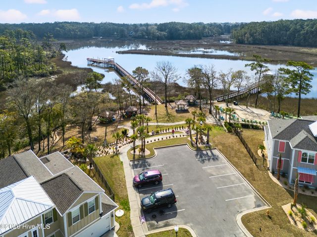 2035 Manor Parc Drive, Calabash, NC 28467