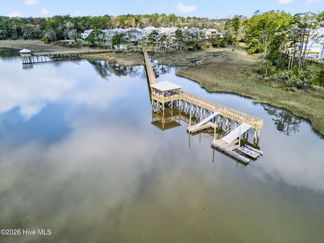 2035 Manor Parc Drive, Calabash, NC 28467